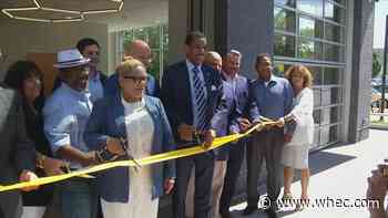 City leaders cut ribbon on affordable housing development on East Ave