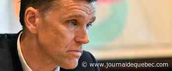 Positif à la COVID, le maire de Québec va rater la visite du pape