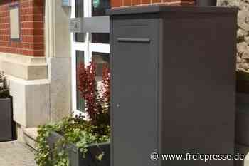Gesprengter Briefkasten am Rathaus ist ersetzt - freiepresse.de