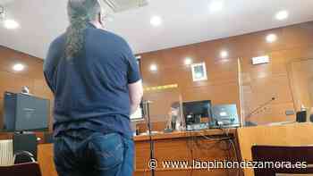 Un zamorano acusado de tráfico de armas, procesado por tener pornografía infantil - La Opinión de Zamora