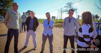 Secretário Estadual Rafael Mallmann visita obras da Rua Vacaria em Soledade - tuaradio.com.br