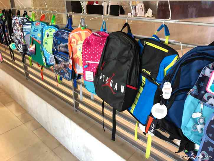 Woman raising money to give kids at Austin shelter back-to-school hairstyles