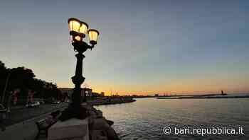 "Così mio padre cento anni fa costruì i candelabri, simbolo del lungomare di Bari": Elena racconta la storia della Fonderia Corazza - La Repubblica