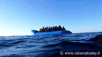 Migranti soccorsi al largo della Calabria, dirottati anche a Catania - CataniaToday