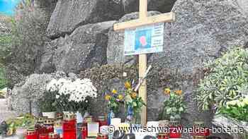 Unfall in Lauterbach - Freunde drücken Anteilnahme nach tödlichem Aufprall aus - Schwarzwälder Bote