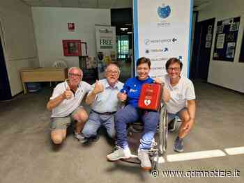 Fabriano / La Farmacom dona un defibrillatore alla Mirasole - QDM Notizie