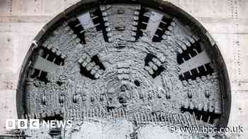 HS2: 'Ground-breaking' moment in tunnelling work