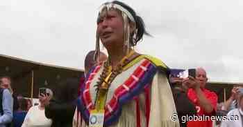 Singer says impromptu song at Maskwacis papal apology being mistaken for ‘O Canada’