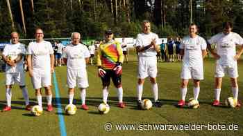 Viel Fußball geboten - Gäste aus Abruzzen holen Tennenbronner Dorfmeistertitel - Schwarzwälder Bote