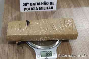 Policiais encontram tijolo de maconha escondido em via pública, em Umuarama - OBemdito