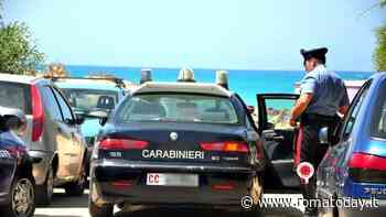 Cadavere di una donna in acqua, choc sul lungomare