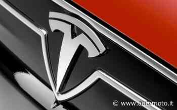 Tesla cambia strategia nelle riparazioni: vuole fare come in Formula 1 - Automoto.it