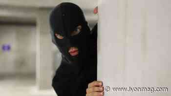 Lyon : un voleur se cache dans une poubelle pour échapper aux policiers - Lyon Mag