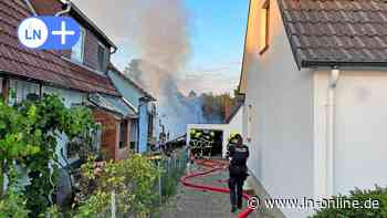 Brand in Bad Oldesloe: riesige Rauchsäule – Feuer drohte auf Haus überzugreifen - Lübecker Nachrichten