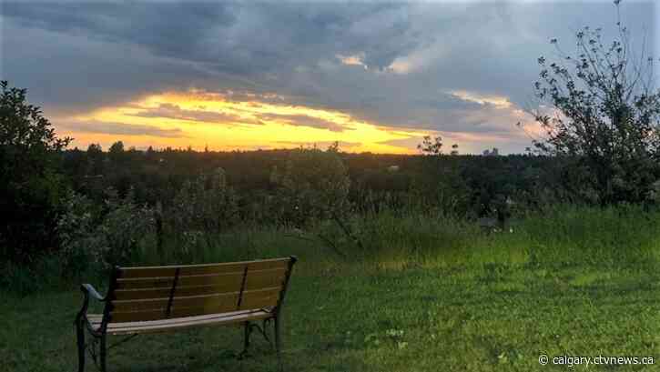 Heat warning issued for Calgary, storm potential this weekend