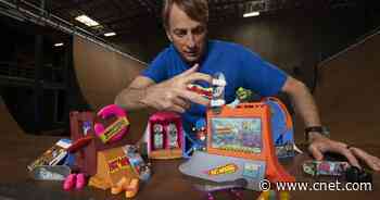 Tony Hawk, Hot Wheels Debut New Skate Line Featuring Fingerboards and Fantasy Settings     - CNET