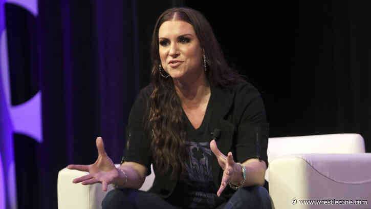 On Stephanie McMahon Running WWE: She Doesn’t Play, She’ll Die For That Com...