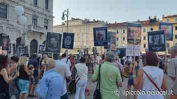 I no vax tornano a manifestare a Trieste: circa 200 persone in corteo - Il Piccolo