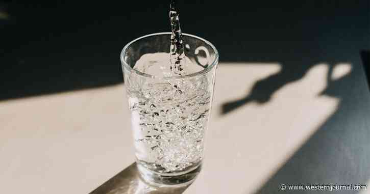 The Next Thing You Should Give Up: Water - 110 Million Americans in 31 States May Be Affected by 'Forever Chemicals'