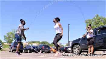 Working women, over 50, rediscover jumping double Dutch