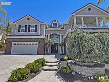 Dublin Golf Course Home Features Home Theater, Outdoor Kitchen - Patch