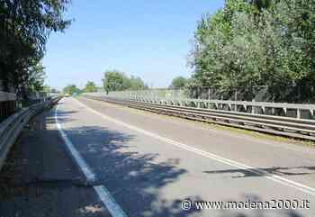 Modena, lavori al ponte del Panaro sulla SP255 - Modena 2000