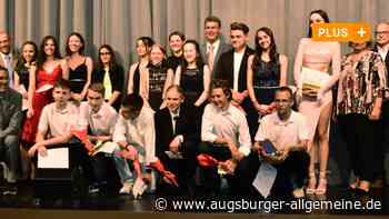Bobingen: Dieser Jahrgang der Bobinger Realschule hatte es nicht leicht | Schwabmünchner Allgemeine - Augsburger Allgemeine