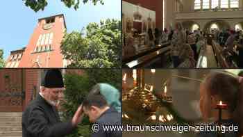 Ukrainer suchen in Berliner Kirche Seelenfrieden