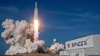 SpaceX's Starlink Satellite Internet Service May Soon by Accessible by Phones, US FCC Filing Hints