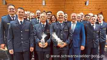 Feuerwehr Haiterbach: Erstmals Vater und Sohn gleichzeitig Ehrenmitglieder