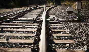 Pronta al suicidio sui binari: 22enne salvata dai carabinieri a Monfalcone - Nordest24.it