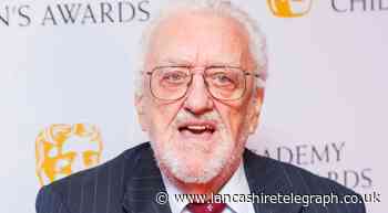 Bernard Cribbins, star of The Railway Children and The Wombles, dies aged 93
