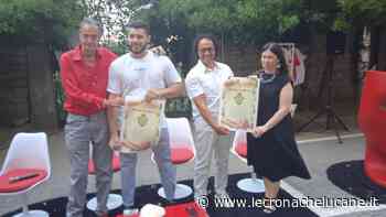 NOTTE BIANCA: DONATO DI CAPUA “IN PIEDI” CON DONATO TELESCA - Cronache TV