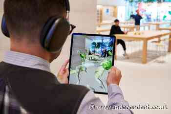 Apple highlights augmented reality as it opens new flagship London shop - The Independent