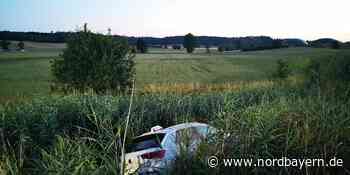 Landkreis Ansbach: Fahrschulauto kommt von Straße ab - Mann im Krankenhaus - Nordbayern.de