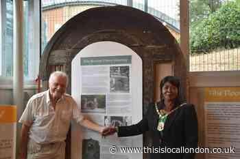 Mayor of Merton unveils 900-year-old ancient archway
