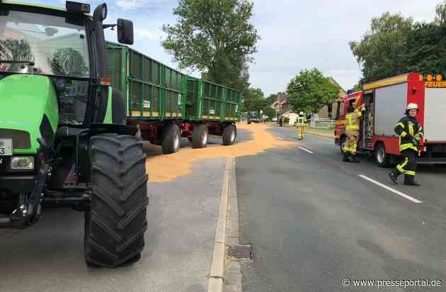 POL-SO: Werl-Westönnen - Mehrere Tonnen Getreide auf der B1 - Strecke komplett gesperrt