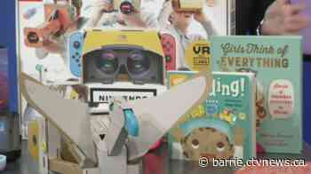 Science North teaches campers to be scientists