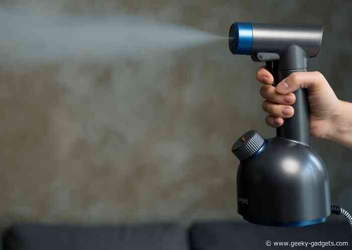 SUMJet portable handheld dry cleaner removes the need to iron your clothes