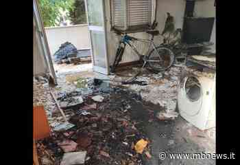 Spaventoso incendio nella “villetta della droga”: soccorsi all’alba - MBNews