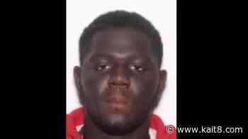 Jonesboro police searching for murder suspect - KAIT