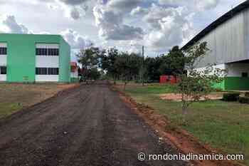 Campus Cacoal recebe asfaltamento de vias internas após parcerias - Rondônia Dinâmica
