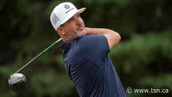 Piercy leads rainy 3M Open by 4 after marathon third round - TSN