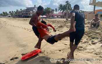 Marinos entrenan a salvavidas de playas de Manzanillo previo a llegada de turistas - El Occidental
