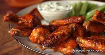 How to Make the Perfect Buffalo Wings in an Oven     - CNET