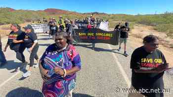 Consultation to relocate rock art sites for WA fertiliser plant feel 'rushed', traditional owners say