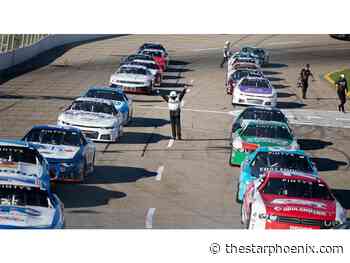 Mad dash to the finish line for D.J. Kennington to claim NASCAR Pinty's victory in Saskatoon - Saskatoon Star-Phoenix