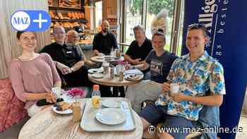 „Tasse Kaffee mit der MAZ“ in Falkensee: Astabbrüche und eine Einladung an Günther Jauch - Märkische Allgemeine Zeitung
