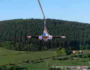 Loisirs d'été près de Lyon. Fanstaticable, la tyrolienne qui décoiffe ! - - Lyon People