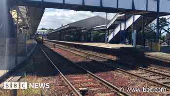 Rail strike disruption in Devon and Cornwall - BBC